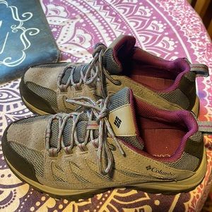 Columbia women’s hiking shoes